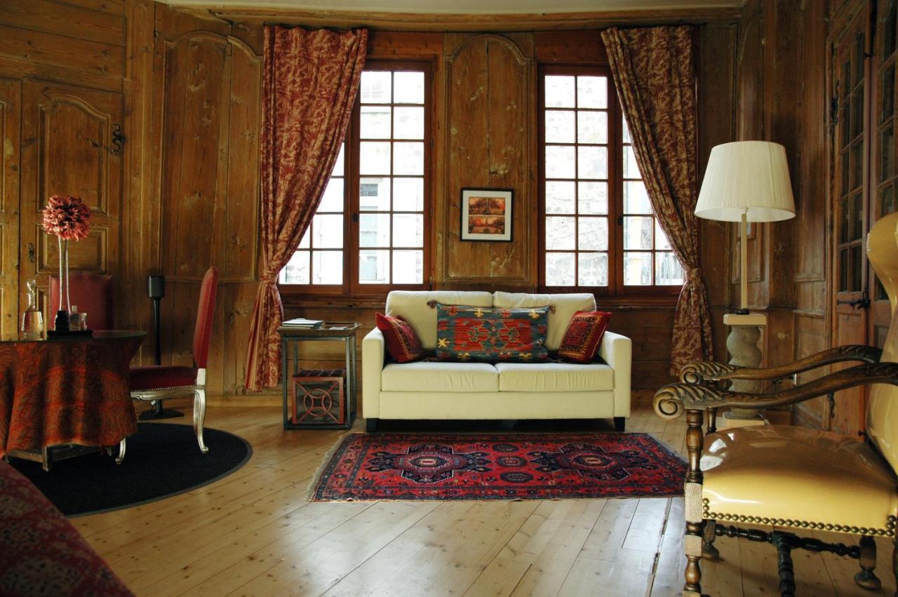 La Demeure Du De Fugeres Bed & Breakfast